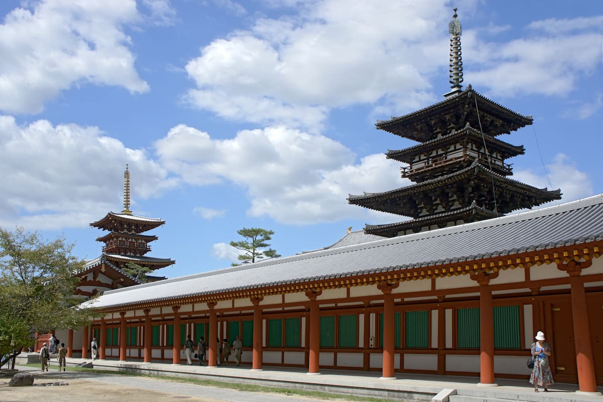 Templo Yakushi-ji de Nara